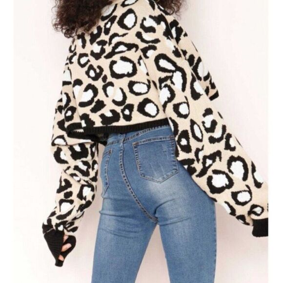 NAA NAA Women’s Oversized Sweater Pullover Crop Leopard/Animal Print Size S/M - Picture 3 of 12